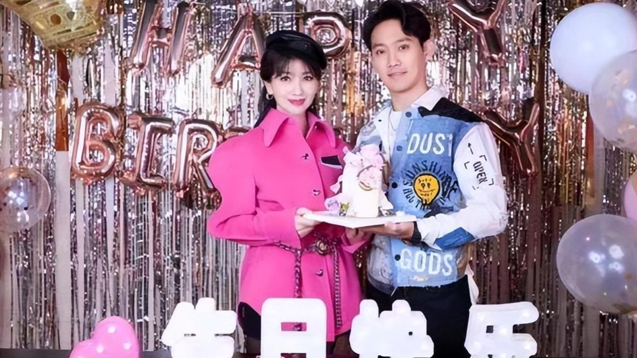 宁静|岁月不败女神！这4位港星保养有方，69岁赵雅芝与儿子合影似姐弟