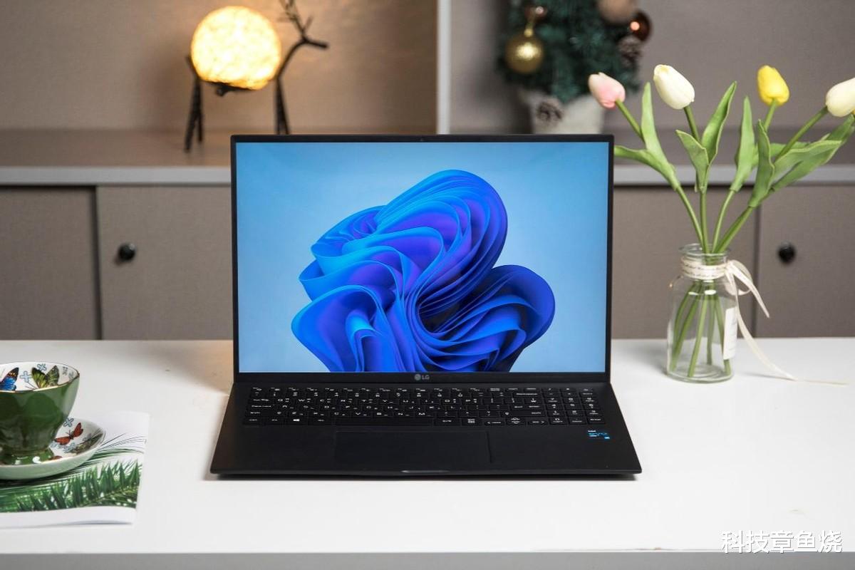 LG|新年换新机如何选？这台LG gram 16值得入手