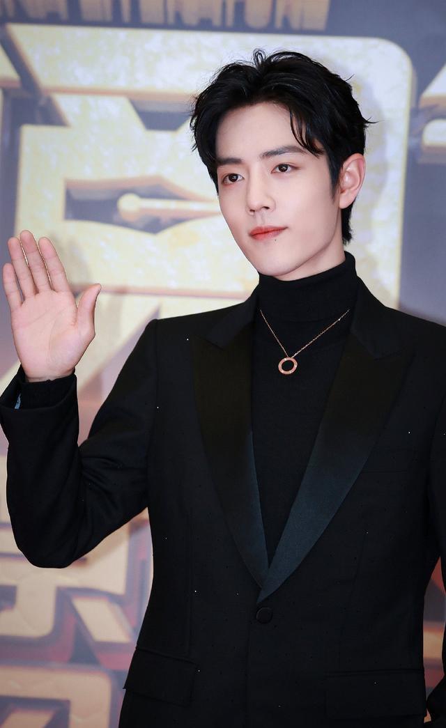 肖战|肖战赴横店拍戏，新代言即将官宣！对家“机关算尽”反而成就了他