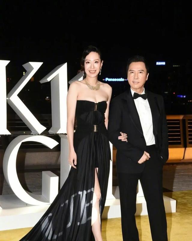 苗侨伟|7位港圈男神的妻子,苗侨伟妻子素颜自然,吕良伟夫妻像同龄人