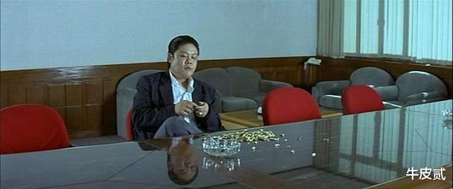 黑帮电影|给港片里“最好看的12部黑帮电影”排名：枪火第5，《黑金》第8