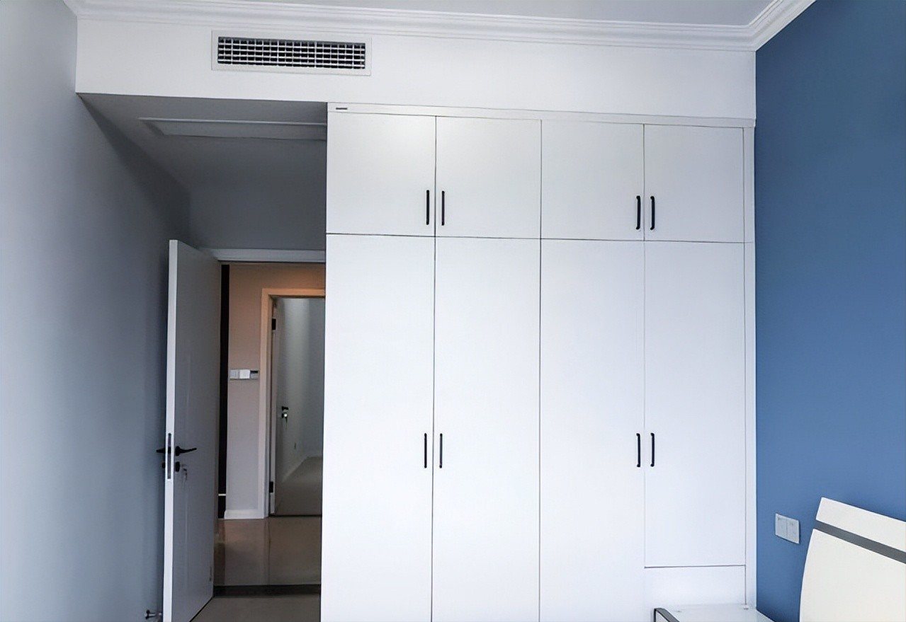 耗时四个月完工，硬装花了15万，家具进场打扫干净就很漂亮