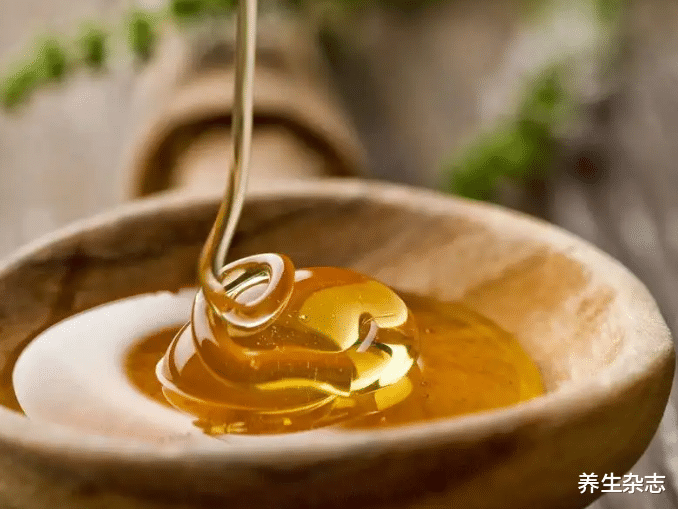 小姐姐|面条是糖尿病“加速剂”？医生直言：不止面条，这3种食物尽量少吃