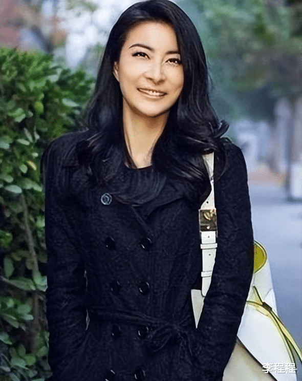 郭晶晶|郭晶晶被香港名媛集体排斥！