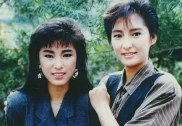 藤冈靛|米雪：被成龙抛弃，相恋20多年的男友因病去世，否认曾与已逝男友“冥婚”，至今67岁无儿无女