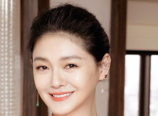 大S|大S再婚嫁韩国初恋具俊晔，不知前夫汪小菲作何感想，令人意外！