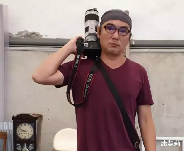 李连杰|年轻时帅气英俊，老了却丑得千奇百怪，这8位男星一个比一个可惜