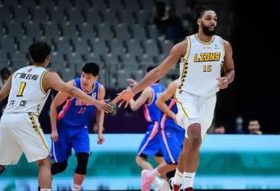 湖人队|再见杨鸣！广厦队6连胜成功登顶，NBA级外援100%胜率直冲总冠军