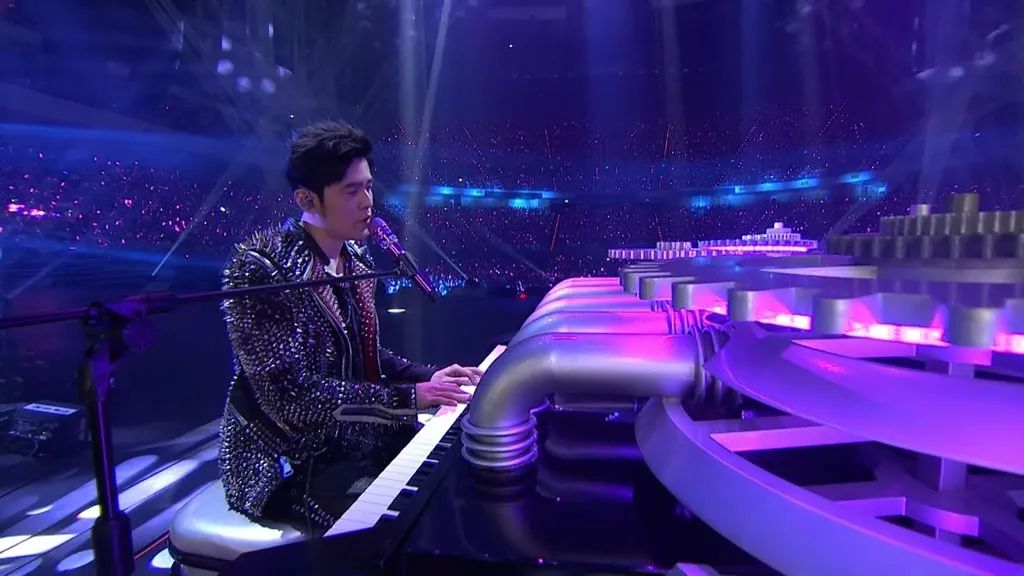 抖音|抖音找来了刘德华，炒了碗视频号的冷饭