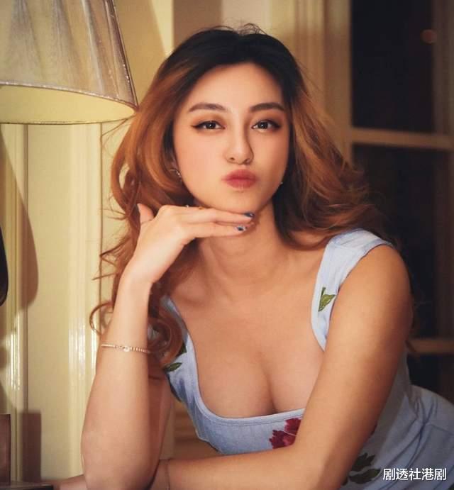 香港小姐|高学历港姐大热倒灶！说话太油还当场黑脸，被调侃为“马屁精”