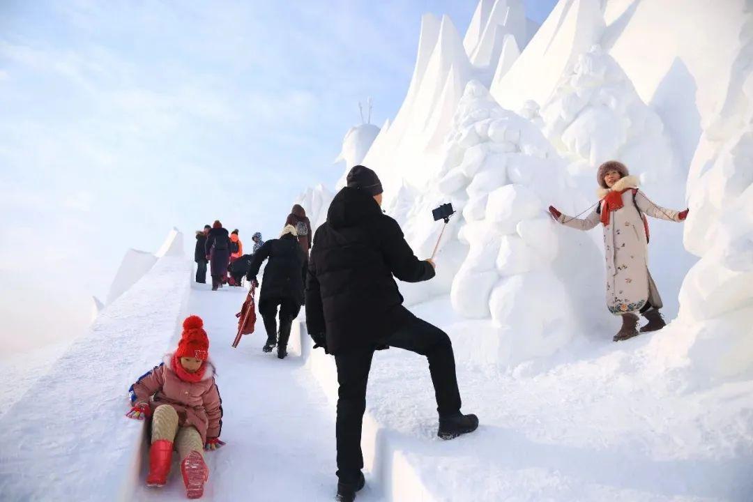 旅行社|来太阳岛雪博会吧，总有一个理由能让你快乐出发