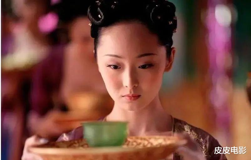 杨蓉|有颜值,有身材,又有金主,却死活捧不红,这20位女星成名太玄学