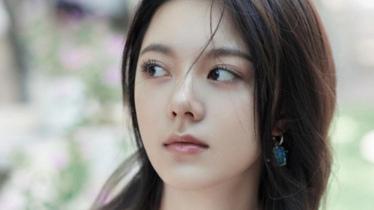 童星|赵今麦20岁庆生照亭亭玉立，童星出身事业走高