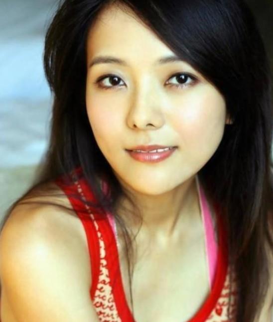 杨乐乐|杨乐乐的毁灭史：从“湖南美女主持”到“万人唾”，她经历了什么？