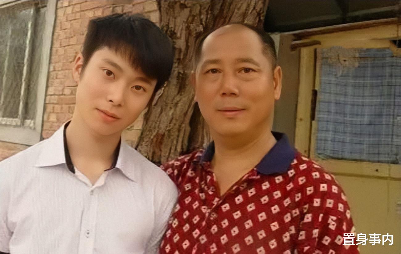 王梓薇|李诚儒“沉浮录”：骂几个演员算啥，90年代他就赔了1300万美金