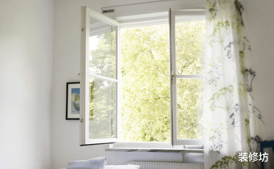 开空调要不要“紧闭门窗”?听内行人分析完,原来这些年都做错了