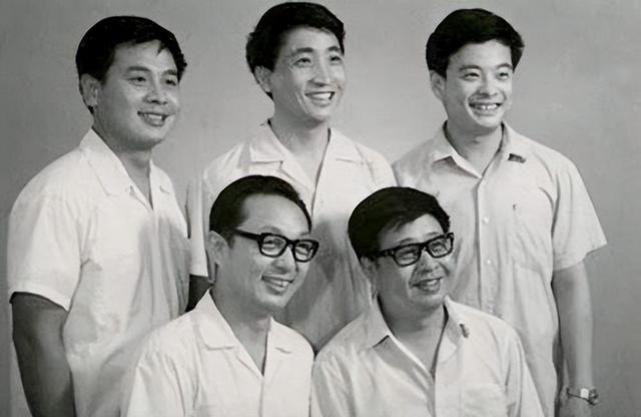 相声演员寇庚儒去世，冯巩曾在央视春晚改编其作品，德云社高峰发文悼念