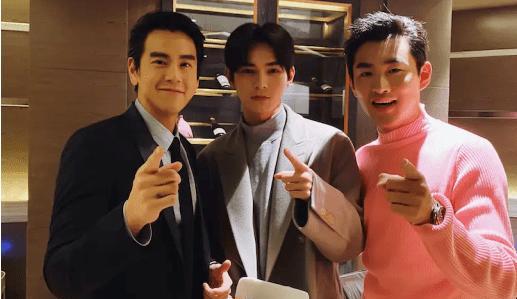 王彦霖|王彦霖发文宣布当爸喜讯，分享宝宝小脚丫照，老婆宣布是女儿