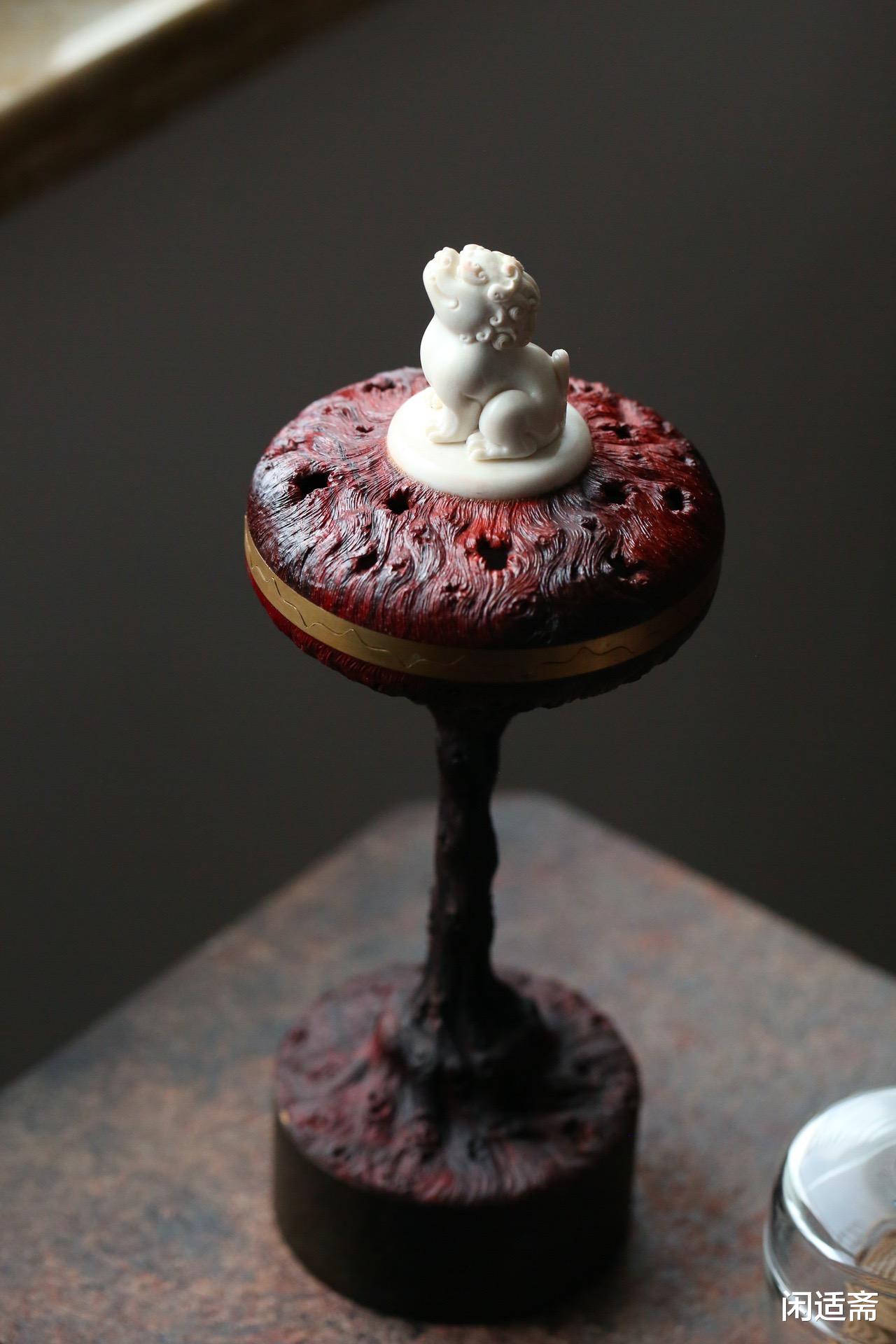 文玩|文人空间，陈设雅器，紫檀仿真雕树瘤，香薰炉