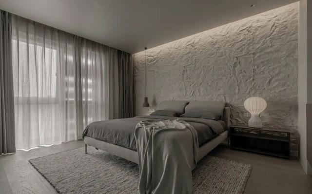 230㎡极简高级灰,连天花板都刷成灰色,设计效果很独特