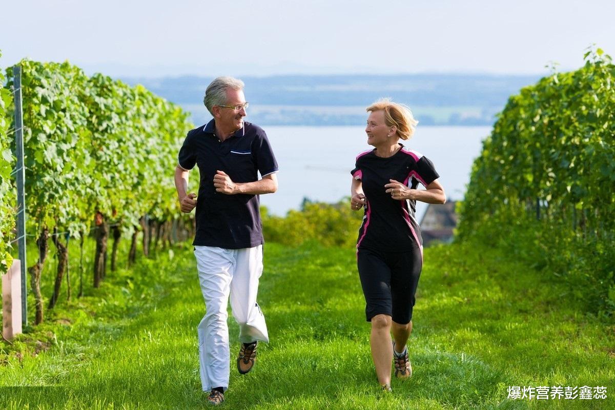 穴位|50岁后,经常锻炼身体有益健康,但不建议选择这1项运动方式