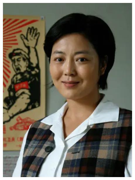 王茜华|“农村一姐”王茜华：风光背后有心酸，二婚嫁导演苦尽甘来