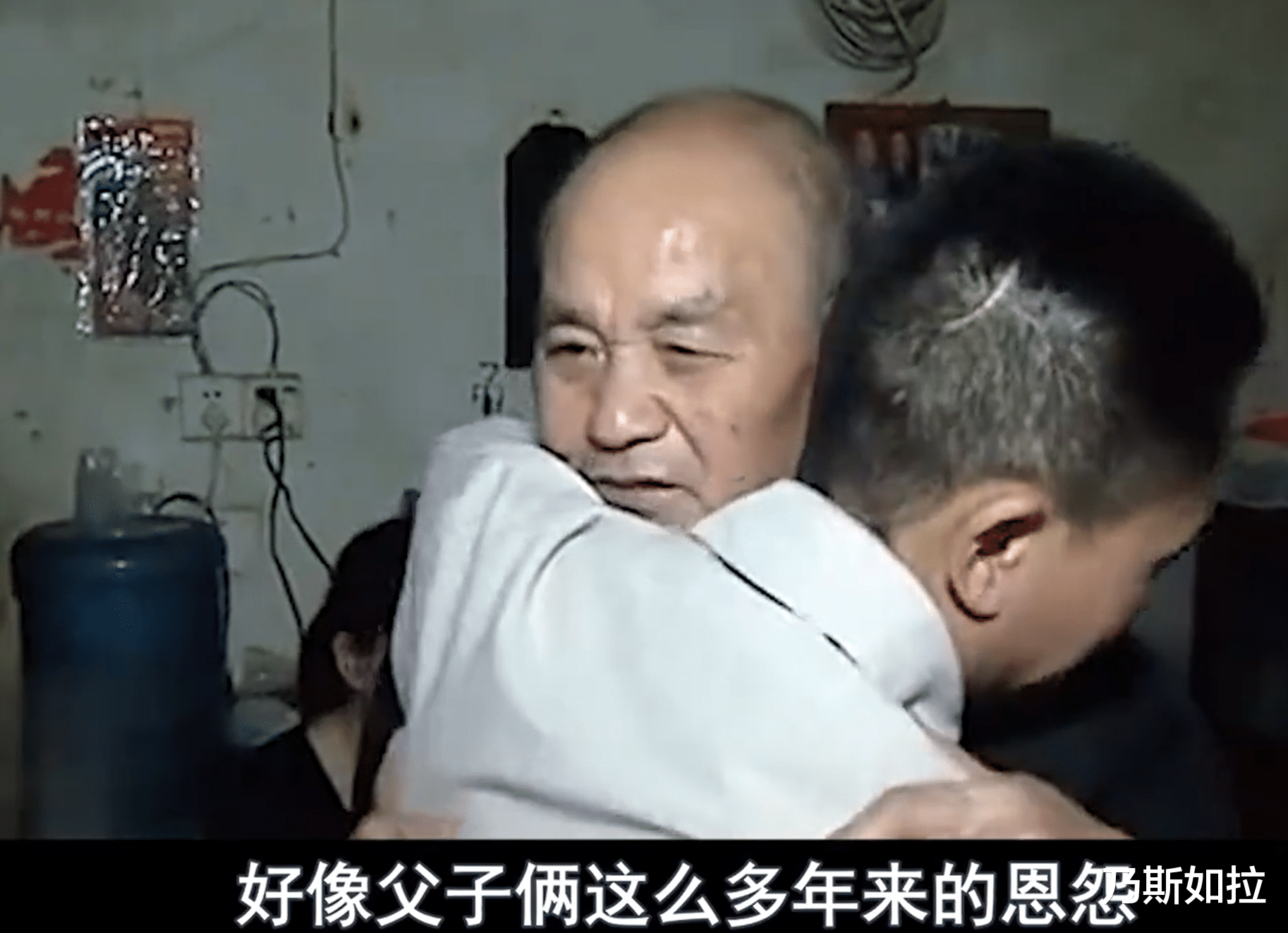 退休教师拆迁得5套房,儿子要求全归自己,不分给姐妹!