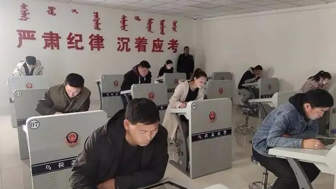 前车发生事故无法通过，后车压线变道算违章吗？再说一次，记住了