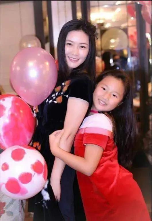 田海蓉|田海蓉曾公开说鲍蕾是破坏者，遭鲍蕾反讽：明明是你追不到我老公！