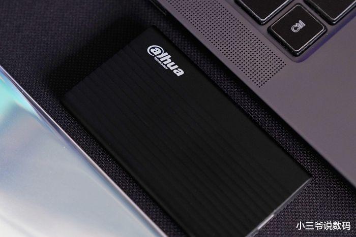 OPPO|大华T70移动固态硬盘:内存告急的“救场王”