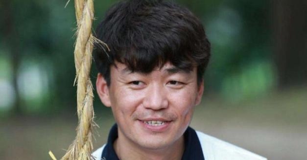 赵丽颖|从小县城出头的8位明星：赵丽颖回村修路，成毅老家3年前才脱贫