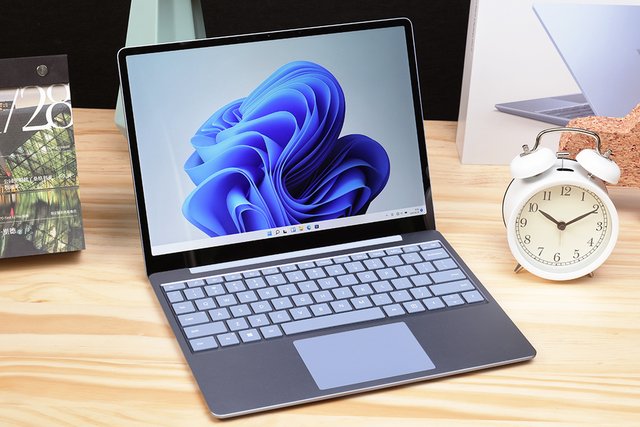 surface laptop|时尚便携 移动办公新选择 Surface Laptop Go 2评测