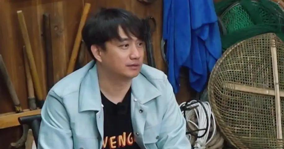 抖音|娱乐圈的10位演员:黄磊演戏被嘲像厨子,赵雅芝摇头晃脑