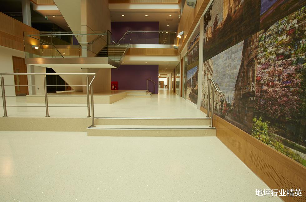 无机水磨石能不能在旧地面上翻新？