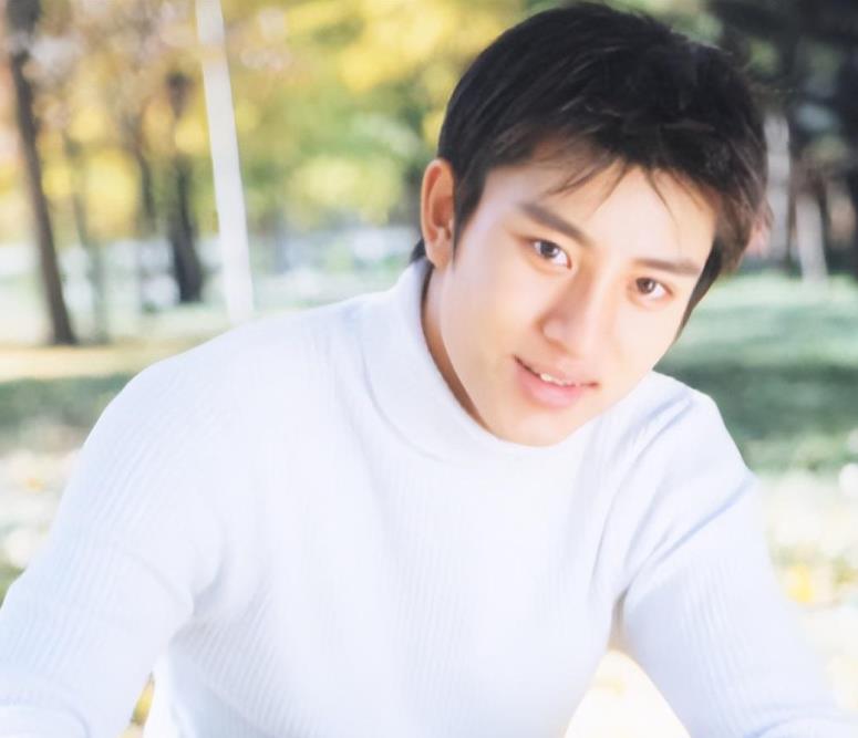 李雪健|李小璐:被娱乐圈“开除”,时隔多年靠着女儿成功翻盘