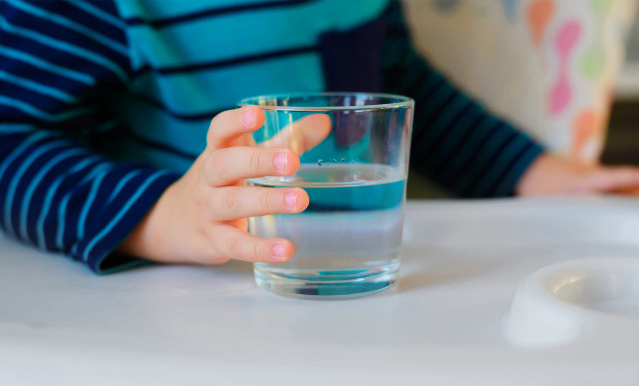 碱性食物|阳了后，出现嗓子疼、咳嗽、发烧？除了吃药，这些方法或可缓解