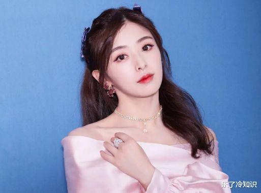 张起灵|从爆红到被骂停学,酸酸甜甜的张含韵,低调17年逆袭归来