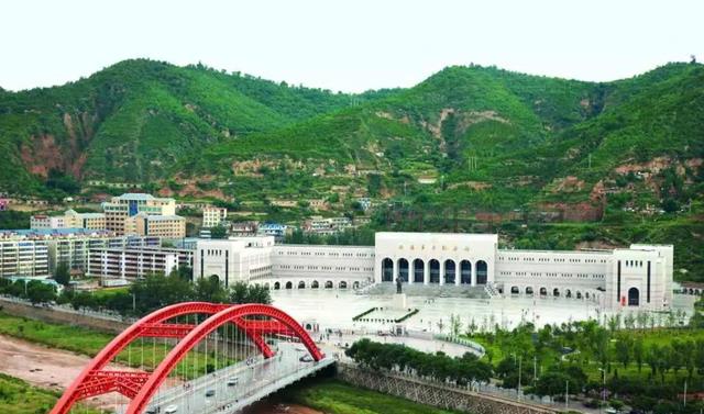 中国建筑风格不能靠单纯的怀古,现在的建筑应该拒绝日式风格泛滥