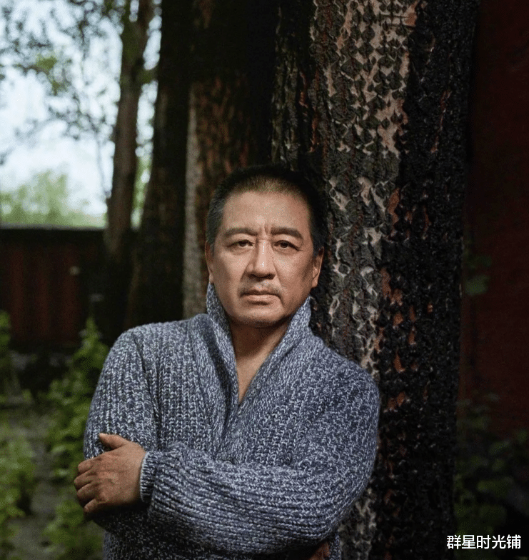 丁勇岱|64岁丁勇岱：被金星称赞的男人，57岁大器晚成，一生只爱赵雪华