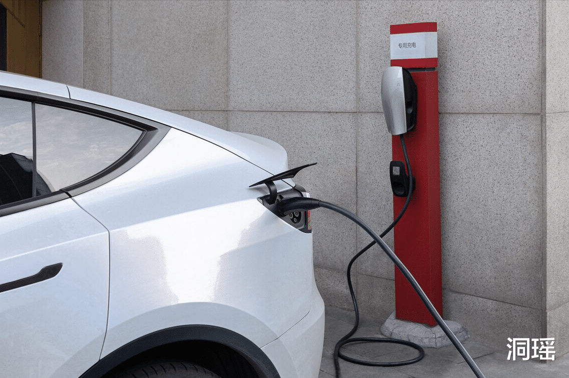 林志颖|林志颖的“车祸”,暴露了新能源汽车一个“大问题”