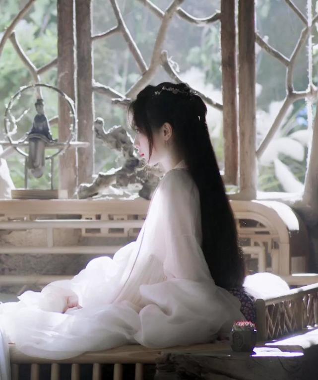 百克力|乔欣、杨紫古装半永久，这两个热搜太尴尬了