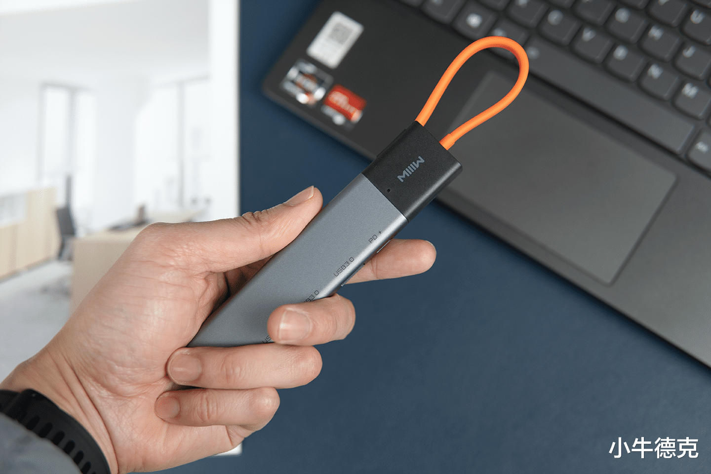 数据线|有颜值，更有实力，米物Art系列五合一扩展坞