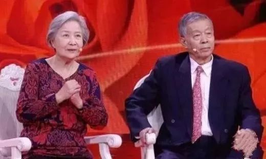 亚健康|中医夫妻都曾身患重病,靠喝一碗粥来调养,如今80岁身体还很硬朗