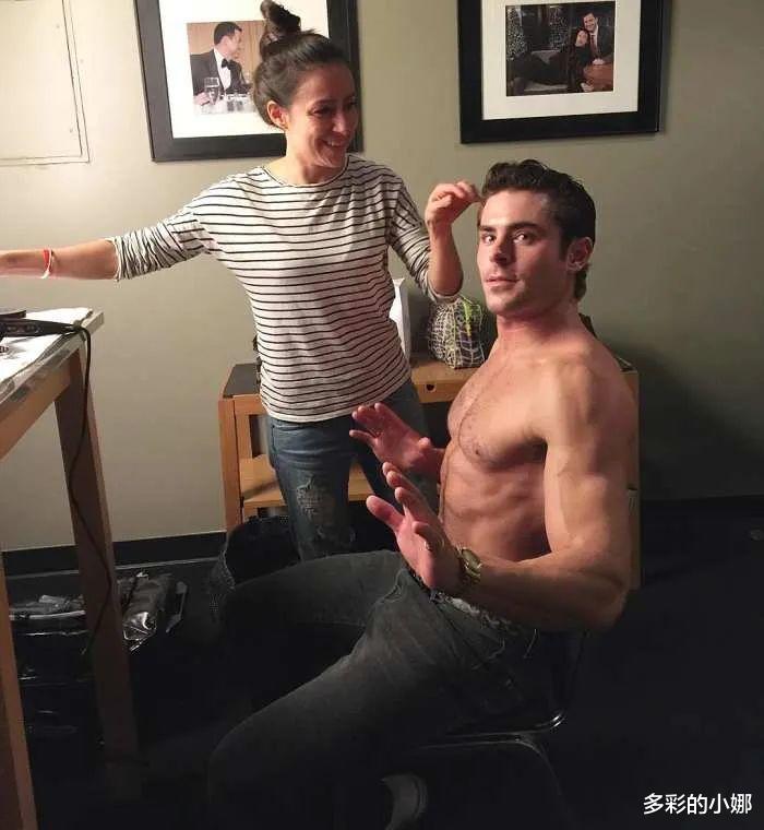 小李子2.0惨遭意外毁容!网友:我的男神,可惜了