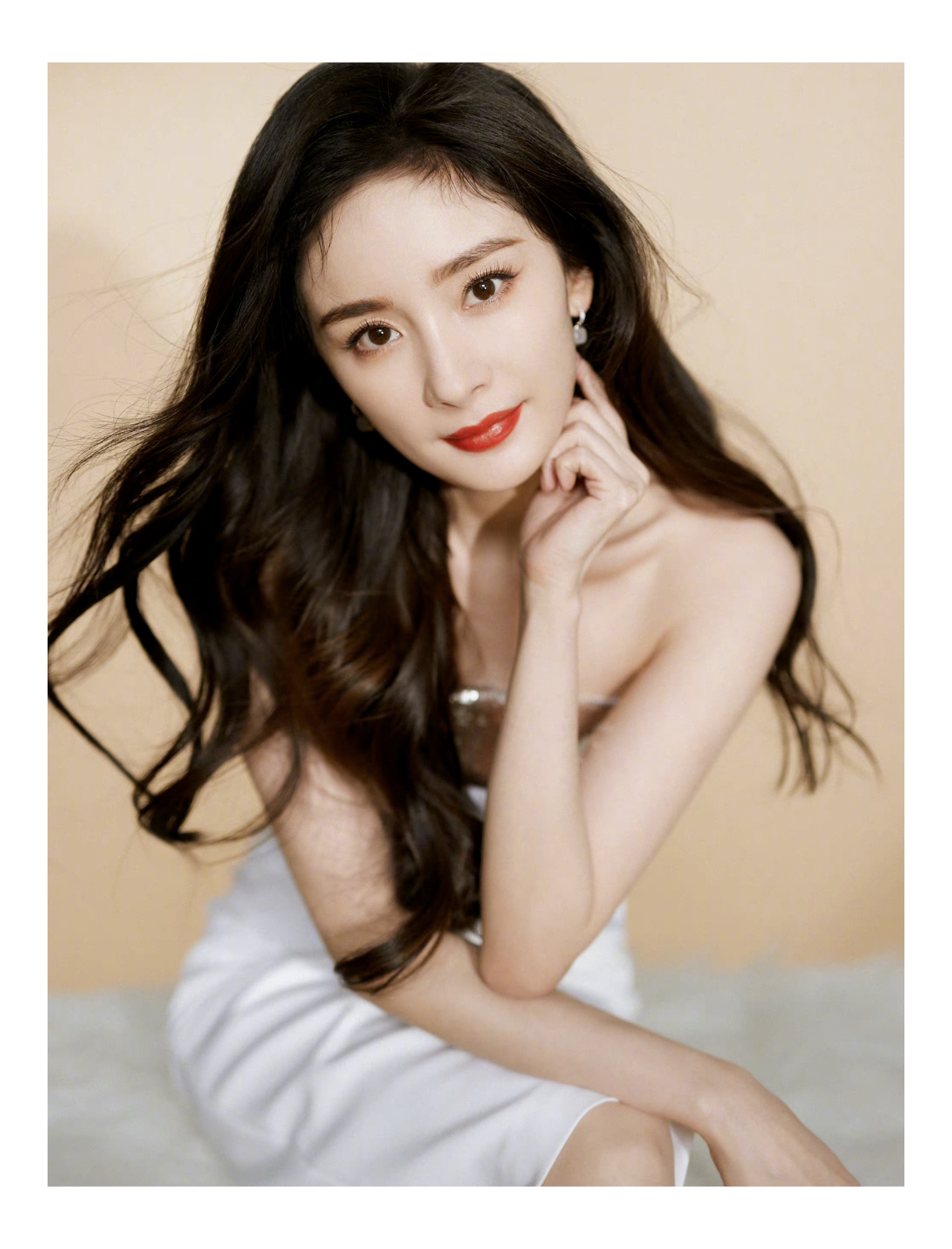 赵丽颖|95花的冒头和赵丽颖的成功转型刺激杨幂走出舒适区，期待幂之崛起