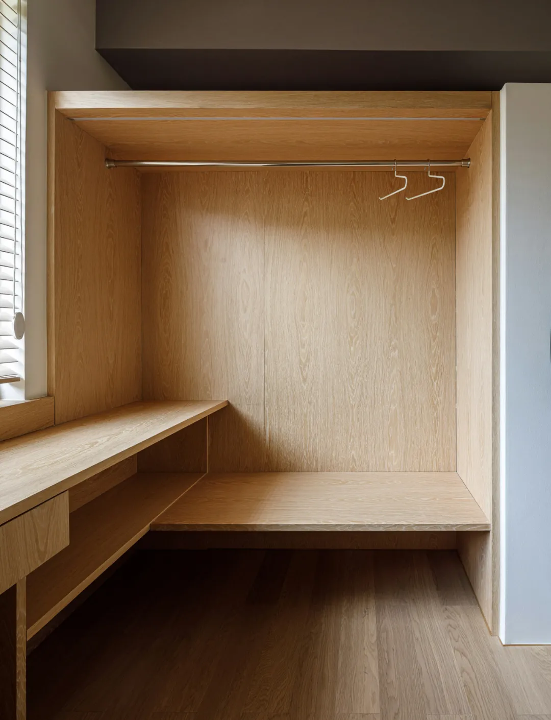 105㎡超自然质感，跳脱出复杂配色，更纯粹的空间表达