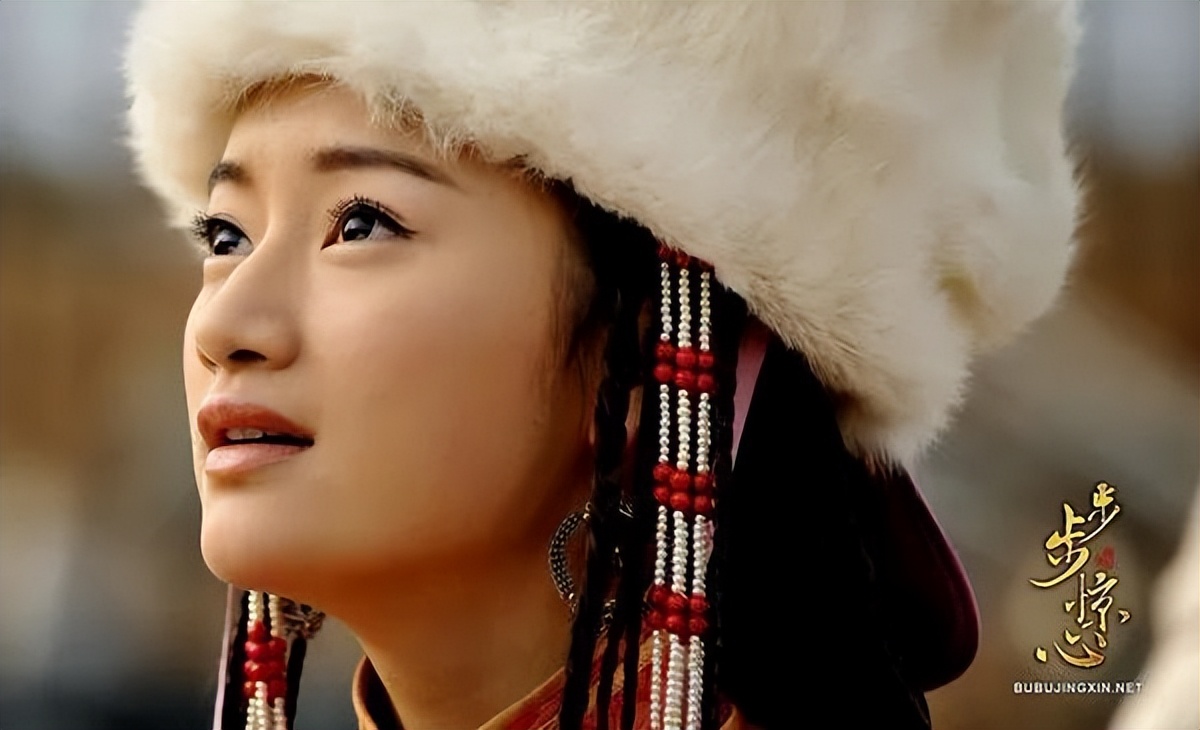 古装剧|古装剧撞衫有多尴尬？当女星扮上同款造型时，颜值差距一目了然