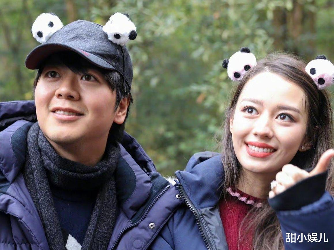 郎朗|郎朗一家度假，2岁儿子大长腿吸睛，钢琴家不能抱孩子吗？