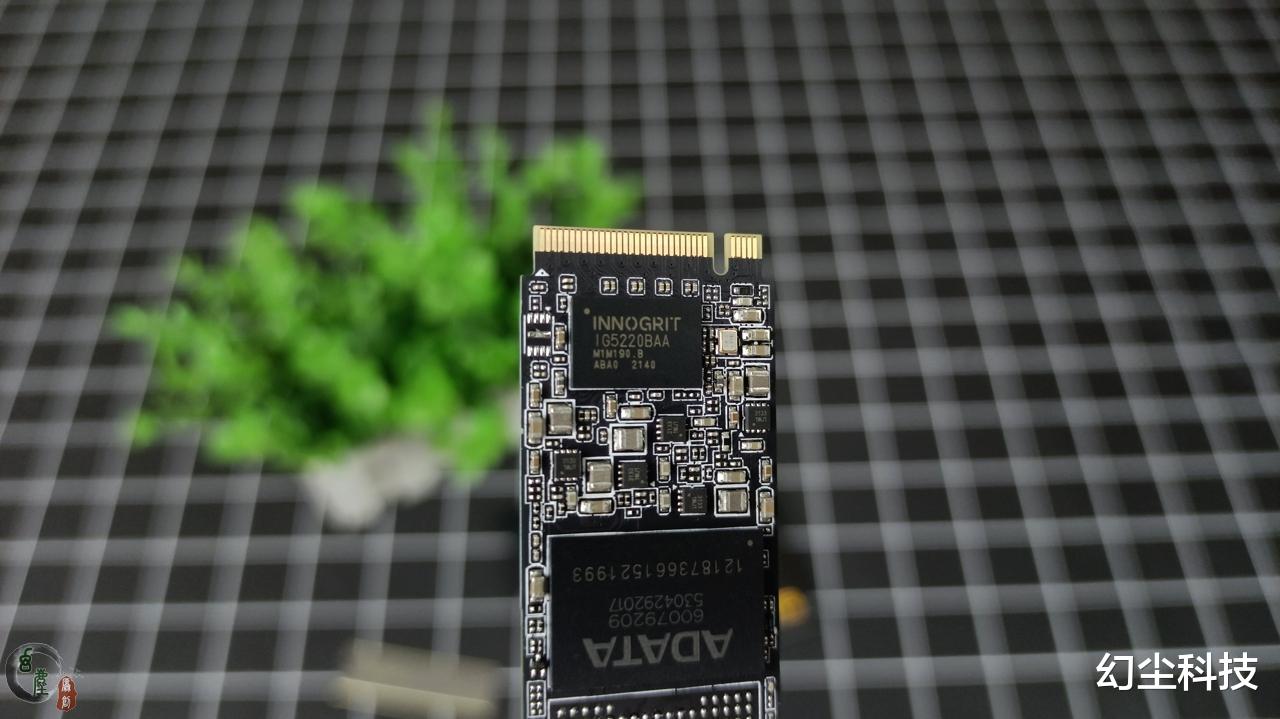 内存条|国产内存又出神操作，3200高频条当2666卖？金百达国产内存条体验