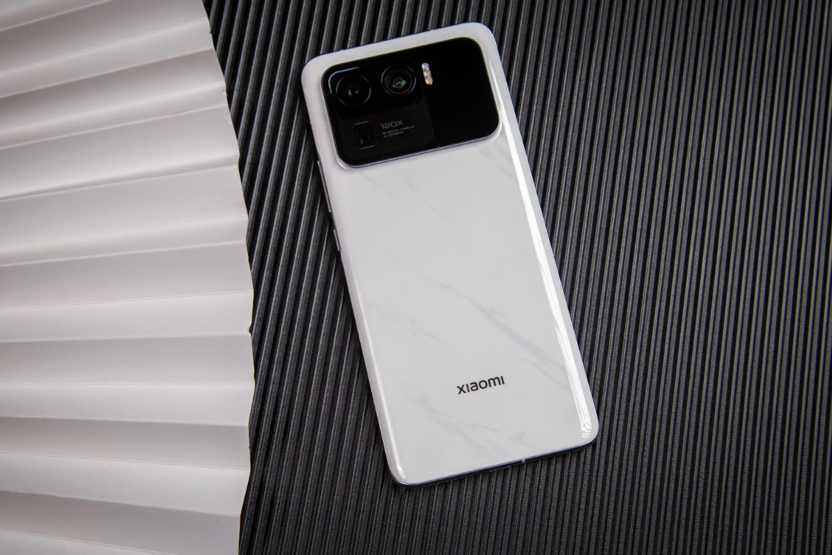 高通骁龙|雷军很有魄力，120倍变焦+IP68防水，顶尖旗舰直降2000元